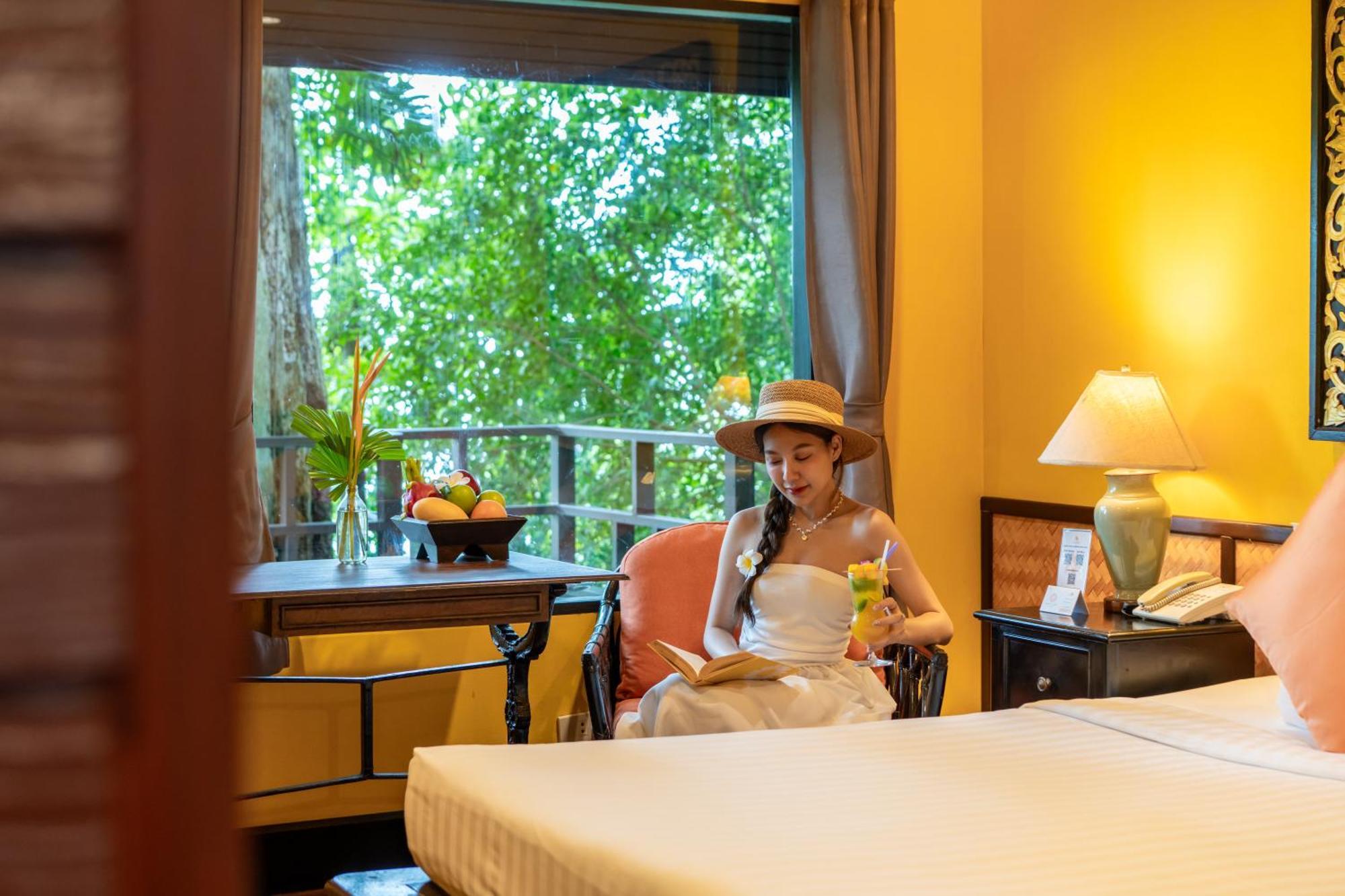 Baan Krating Phuket Resort -Sha Plus Nai Harn Exteriör bild